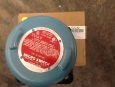 2CX1-7047; MICRO SWITCH, EXPLOSION PROOF, SNAP SWITCH